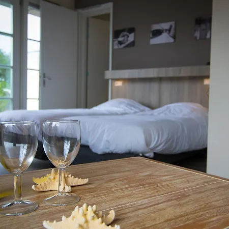Roompot Strandplevier Hotelsuites De Koog (Texel)