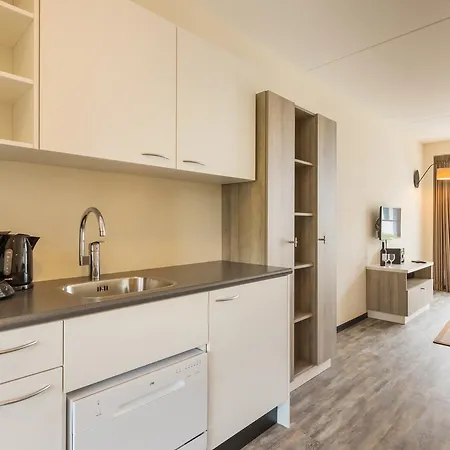 Roompot Strandplevier Hotelsuites 3* De Koog (Texel)