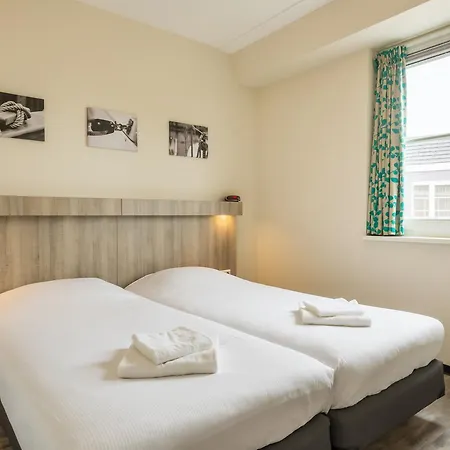 Aparthotel Roompot Strandplevier Hotelsuites 3*