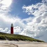 Roompot Strandplevier Hotelsuites Hotel apartamentowy De Koog (Texel)